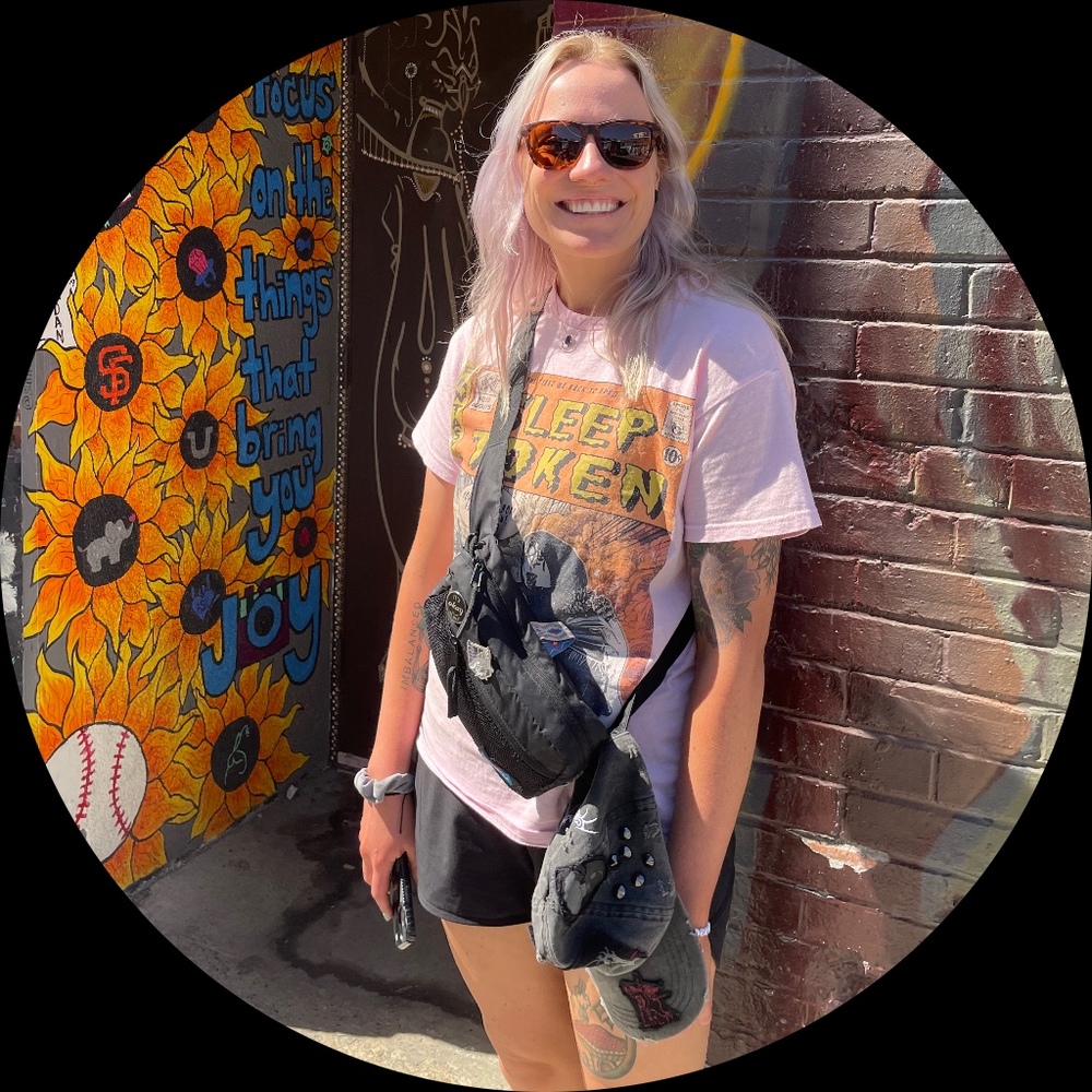 Meet your Posher, Leanna